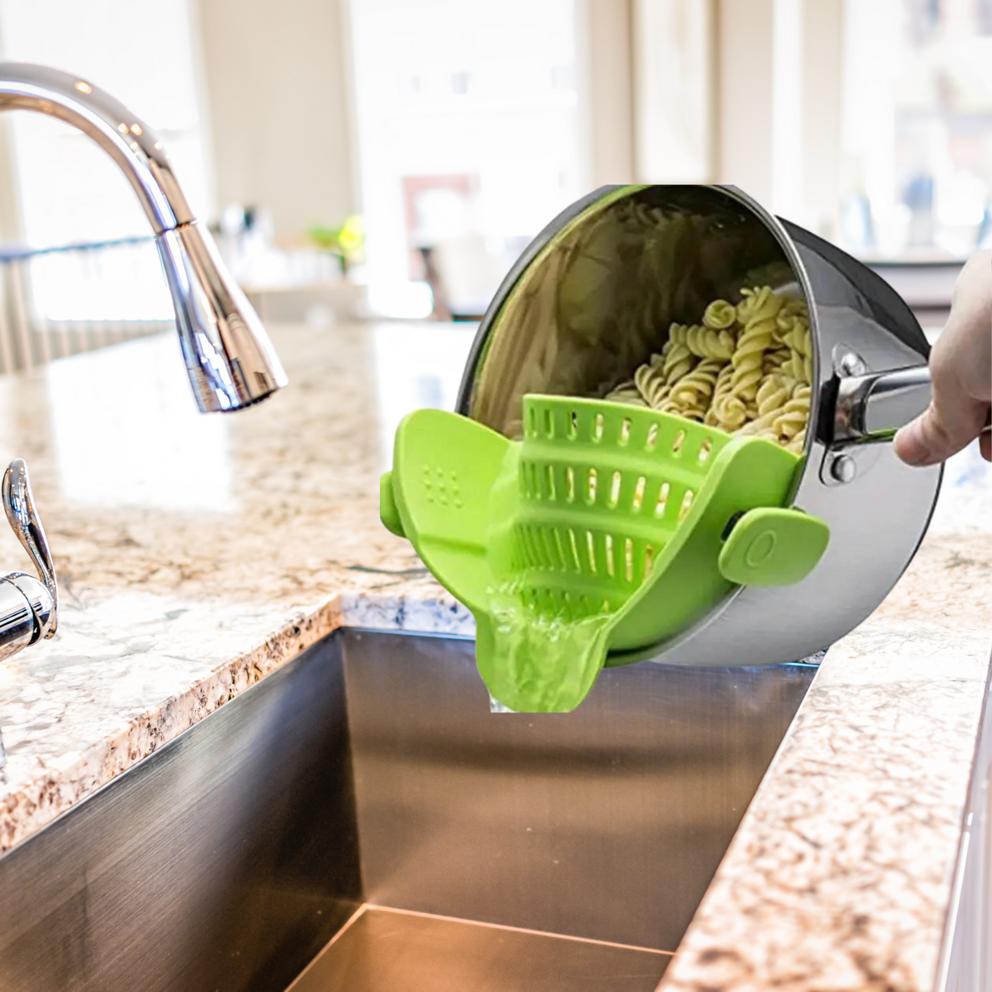 Green Pasta Strainer